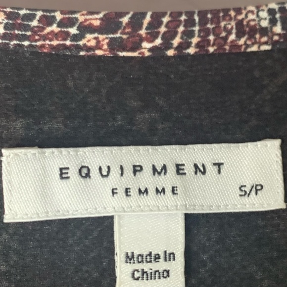 Equipment Bonnie long sleeve shift dress in pink purple python - Picture 4 of 6